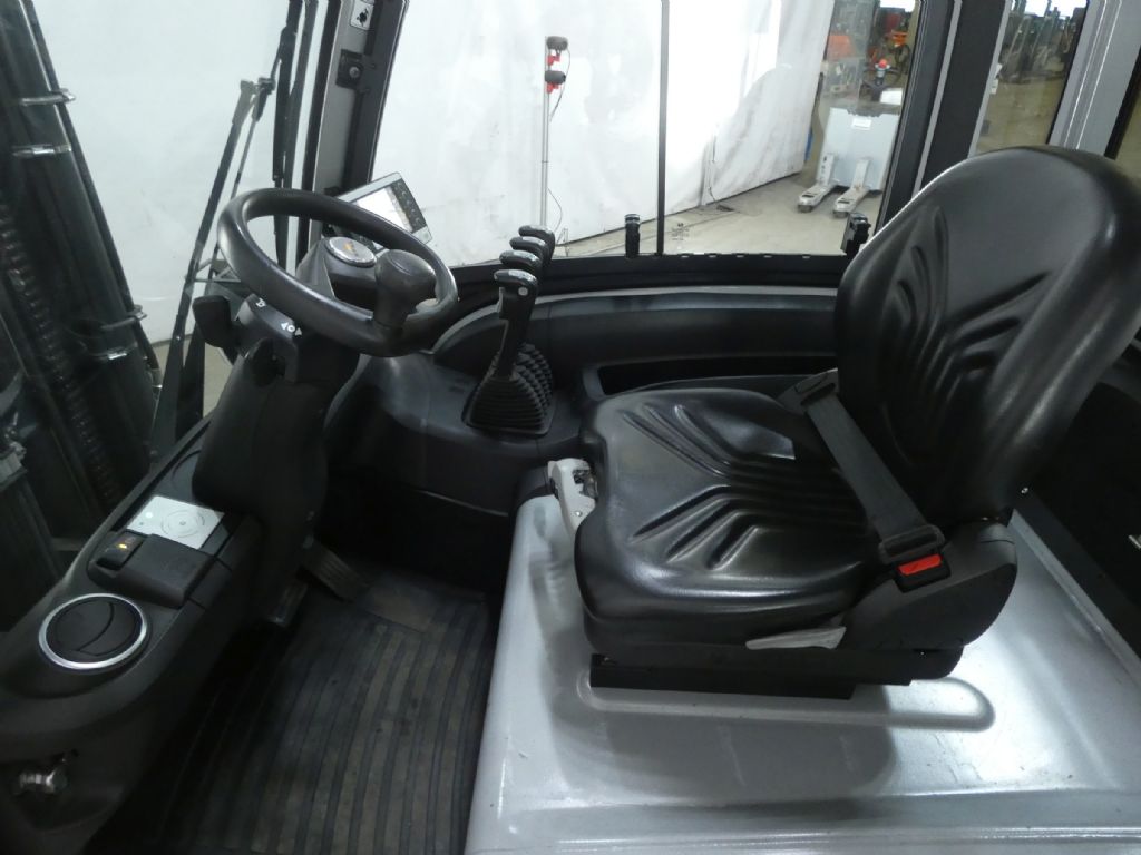 STILL RX60-30L Elektrische 4-wieler www.blackforxx.com