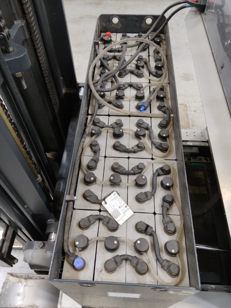 STILL FM-X14 Carrello retrattile www.blackforxx.com