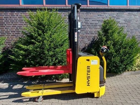 Hyster S 1.4 IL Hochhubwagen agravis-stapler.de