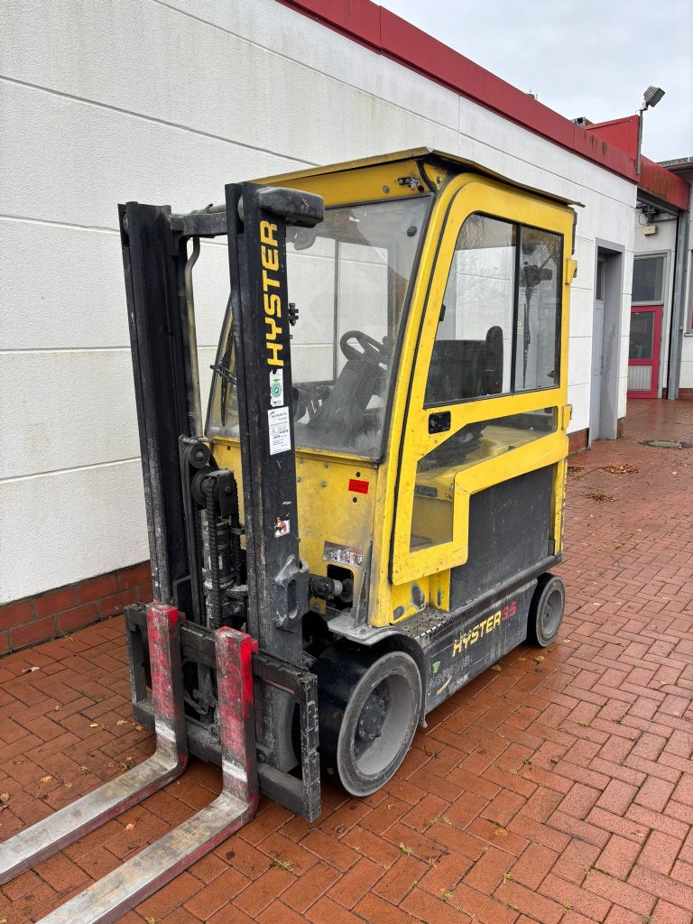 Hyster E 3.5 XN LWB Elektro 4 Rad-Stapler agravis-stapler.de