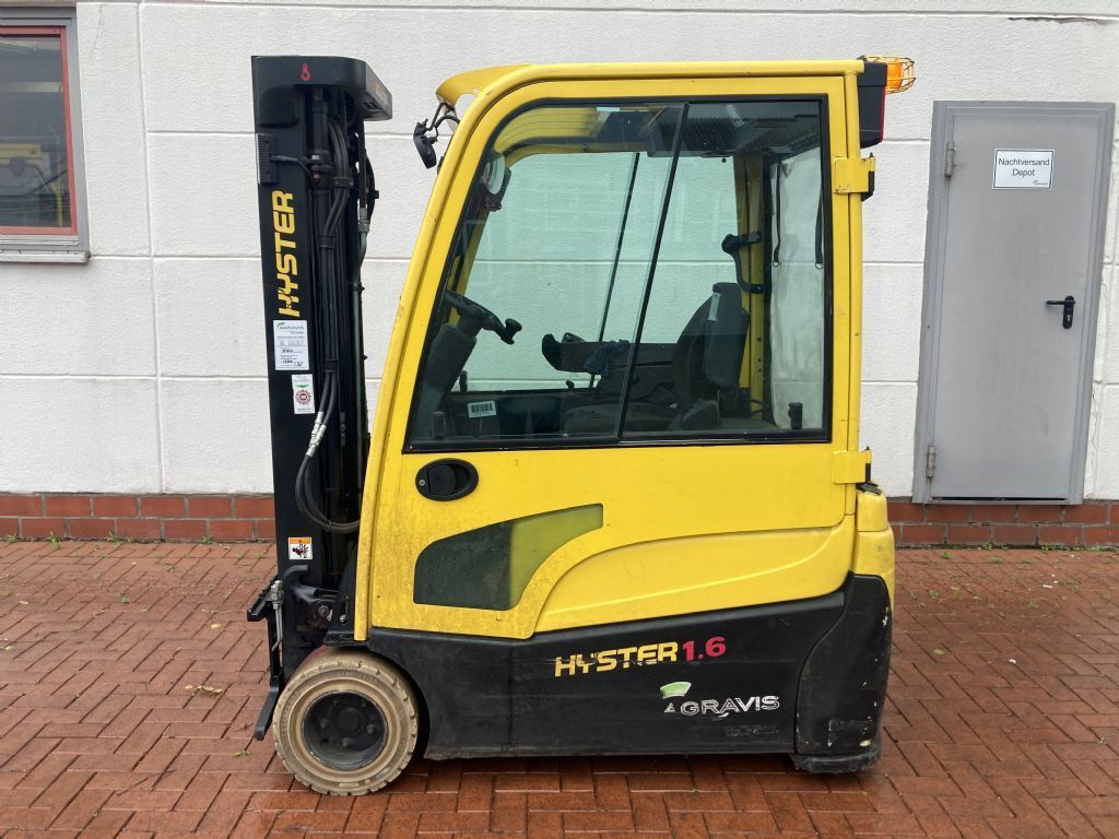 Hyster J 1.6 XNT LWB Elektro 3 Rad-Stapler agravis-stapler.de