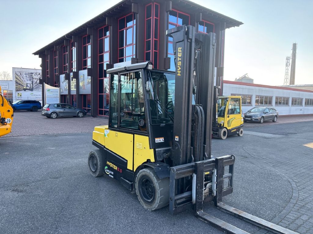 Hyster J 5.5 XN6 Elektro 4 Rad-Stapler agravis-stapler.de