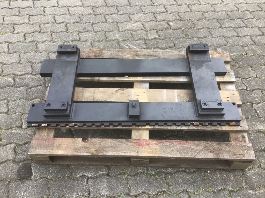 Durwen VG 25 E-1200 Gabeltr�ger agravis-stapler.de