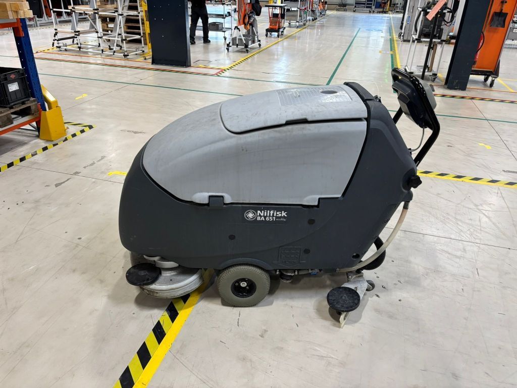 Nilfisk BA 651 Scheuersaugmaschine agravis-stapler.de