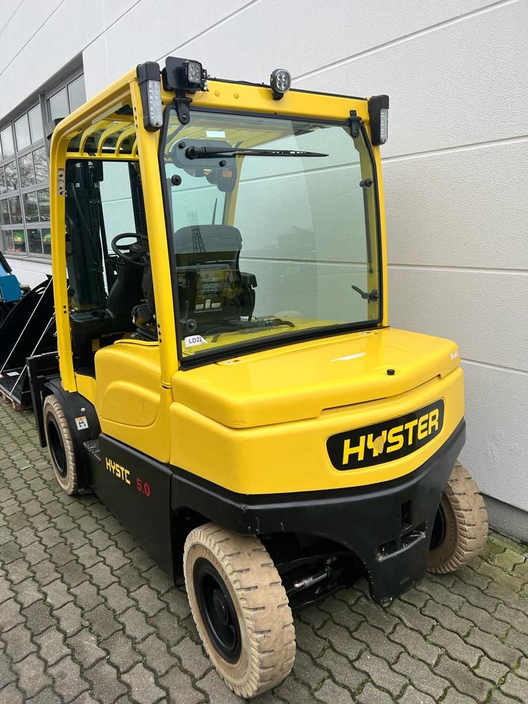 Hyster J 5.0 XN Elektro 4 Rad-Stapler agravis-stapler.de