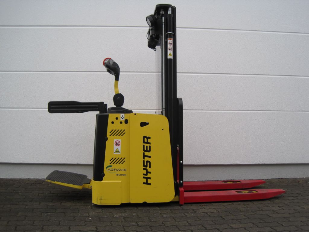 Hyster S 1.5S Hochhubwagen agravis-stapler.de