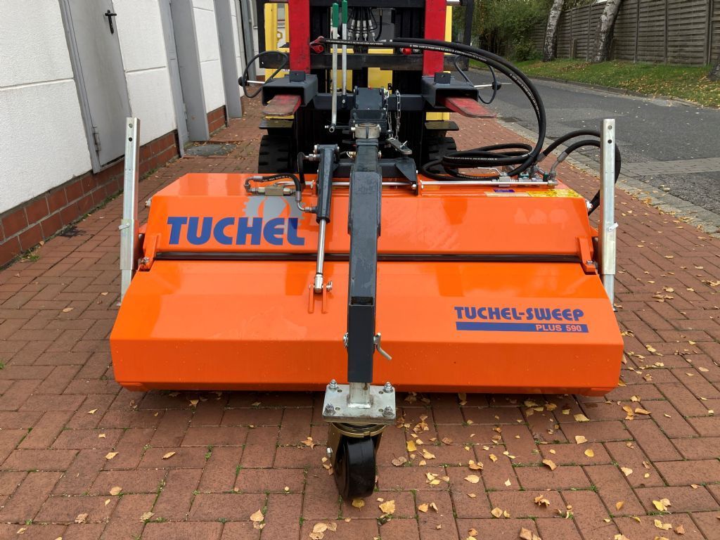 Tuchel Pro 590 - 150 Kehrmaschine agravis-stapler.de