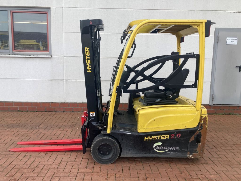Hyster J 2.0 XNT LWB Elektro 3 Rad-Stapler agravis-stapler.de