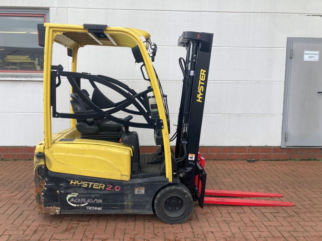 Hyster J 2.0 XNT LWB Elektro 3 Rad-Stapler agravis-stapler.de