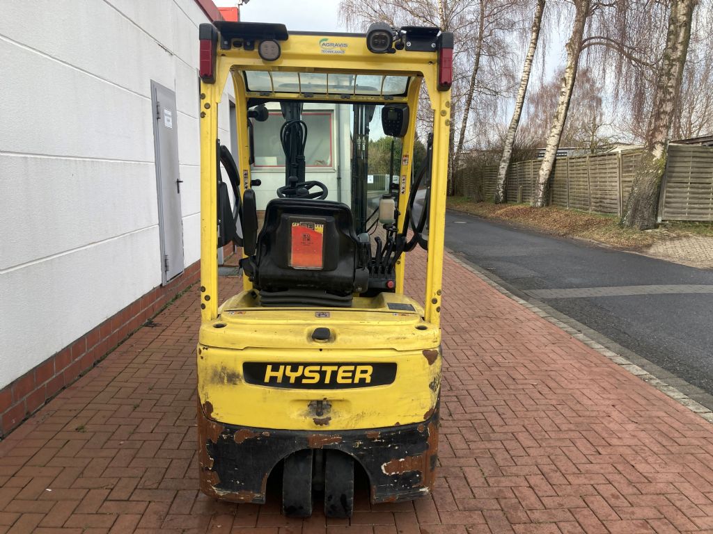 Hyster J 2.0 XNT LWB Elektro 3 Rad-Stapler agravis-stapler.de