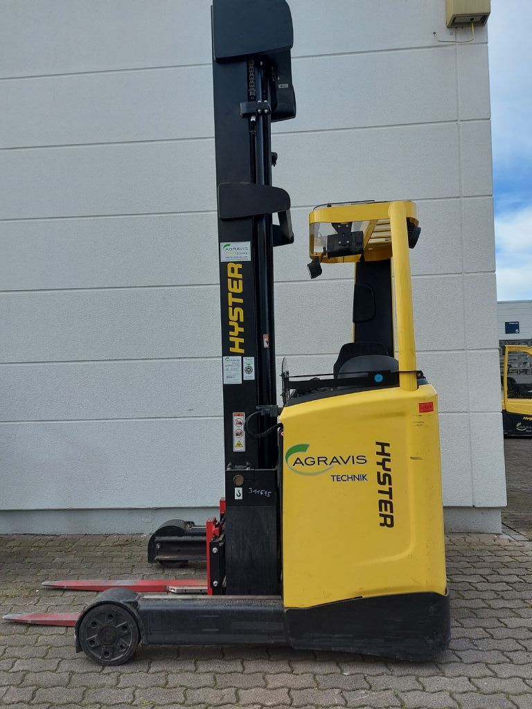 Hyster R 1.4 Schubmaststapler agravis-stapler.de
