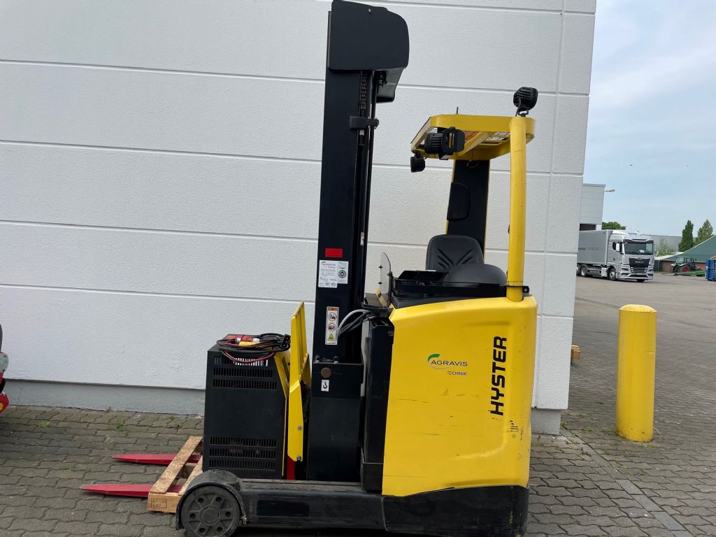 Hyster R 1.4  Schubmaststapler agravis-stapler.de