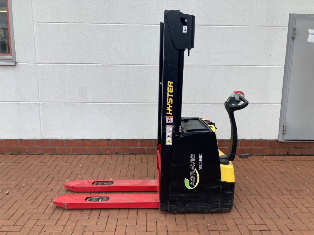 Hyster S 2.0 Hochhubwagen agravis-stapler.de