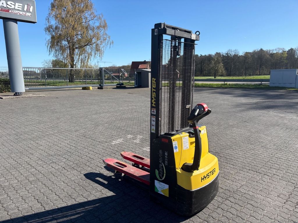 Hyster S 1.2E Hochhubwagen agravis-stapler.de