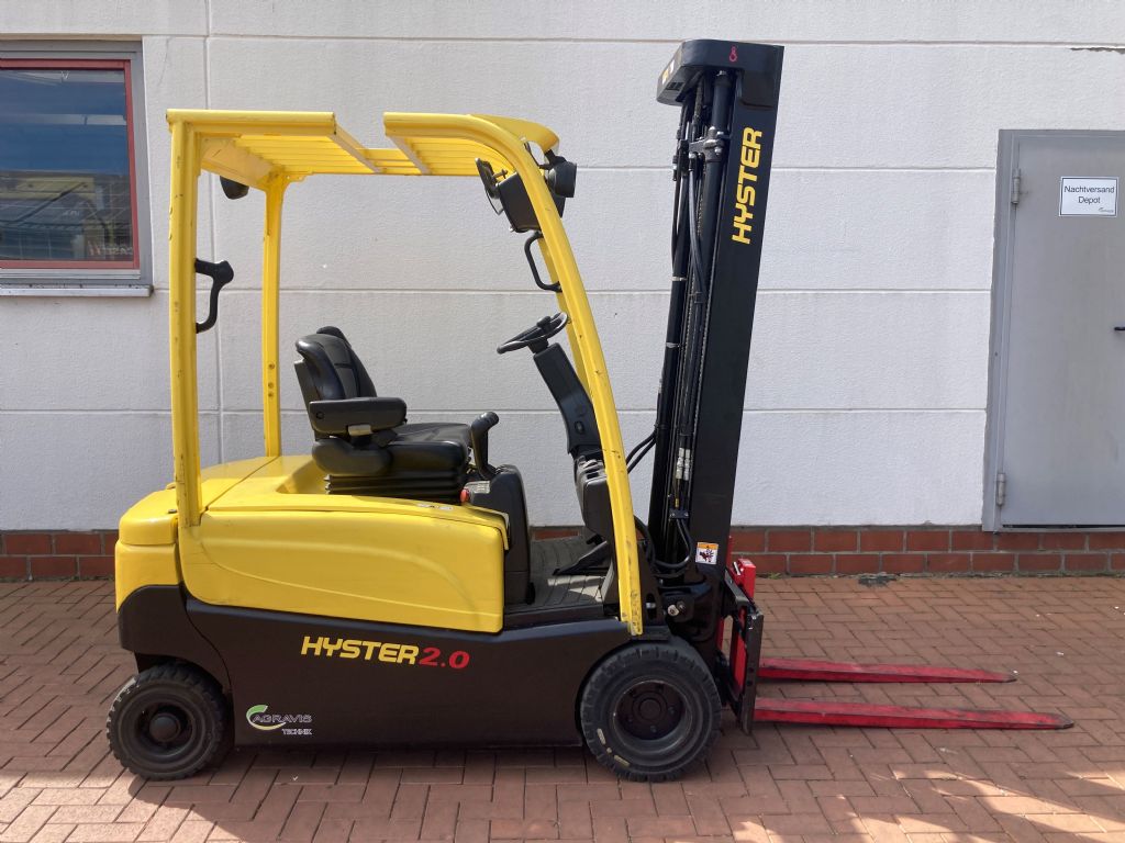 Hyster J 2.0 XN LWB Elektro 4 Rad-Stapler agravis-stapler.de