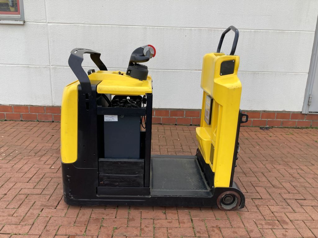 Hyster LO 5.0T Schlepper agravis-stapler.de