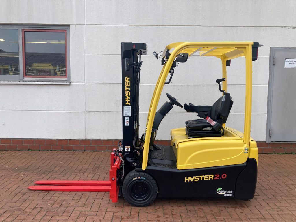 Hyster J 2.0 XNT MWB Elektro 3 Rad-Stapler agravis-stapler.de