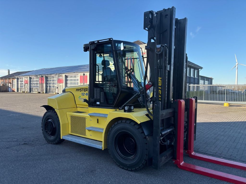 Hyster J 12 XD6 Schwerlaststapler - Elektro agravis-stapler.de