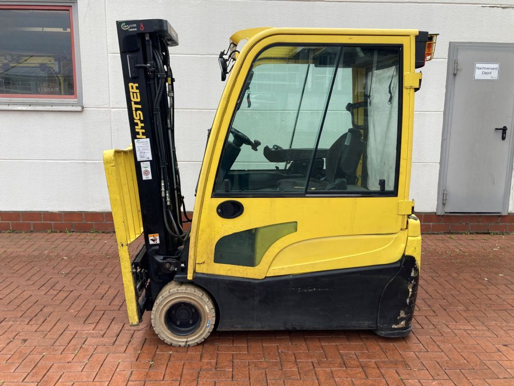 Hyster J 1.6 XNT LWB Elektro 3 Rad-Stapler agravis-stapler.de