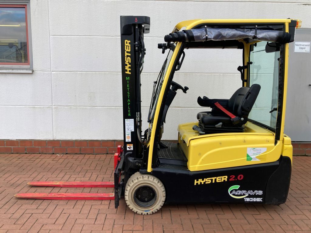 Hyster J 2.0 XNT LWB Elektro 3 Rad-Stapler agravis-stapler.de