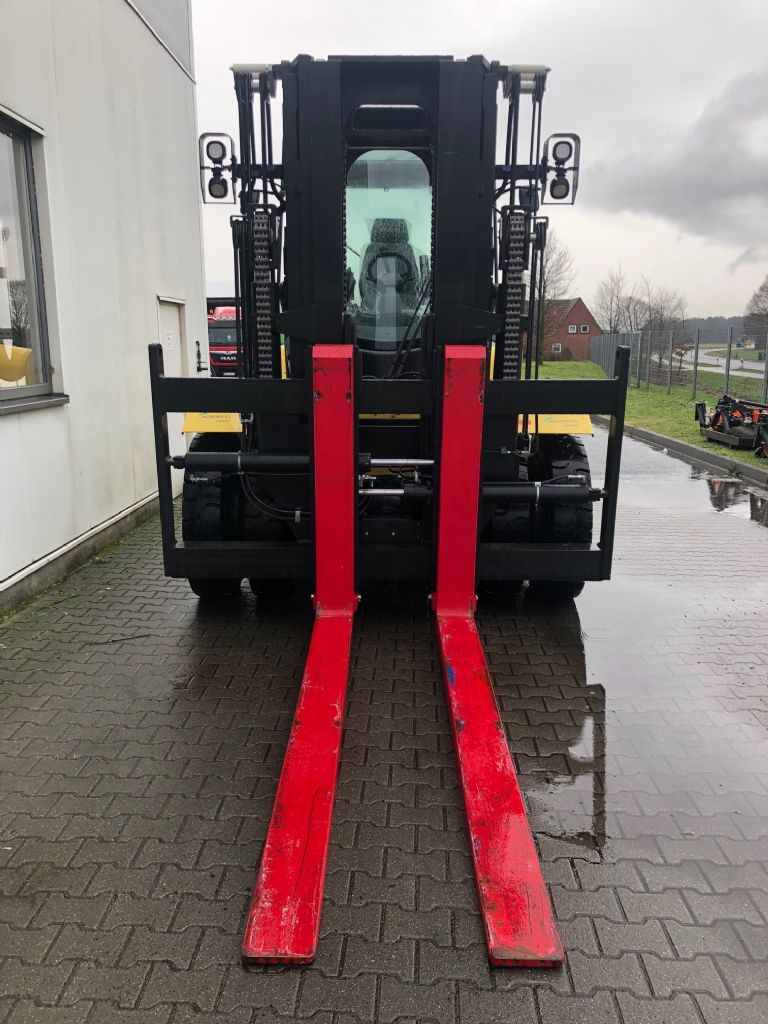 Hyster H16XD6 Schwerlaststapler - Diesel agravis-stapler.de