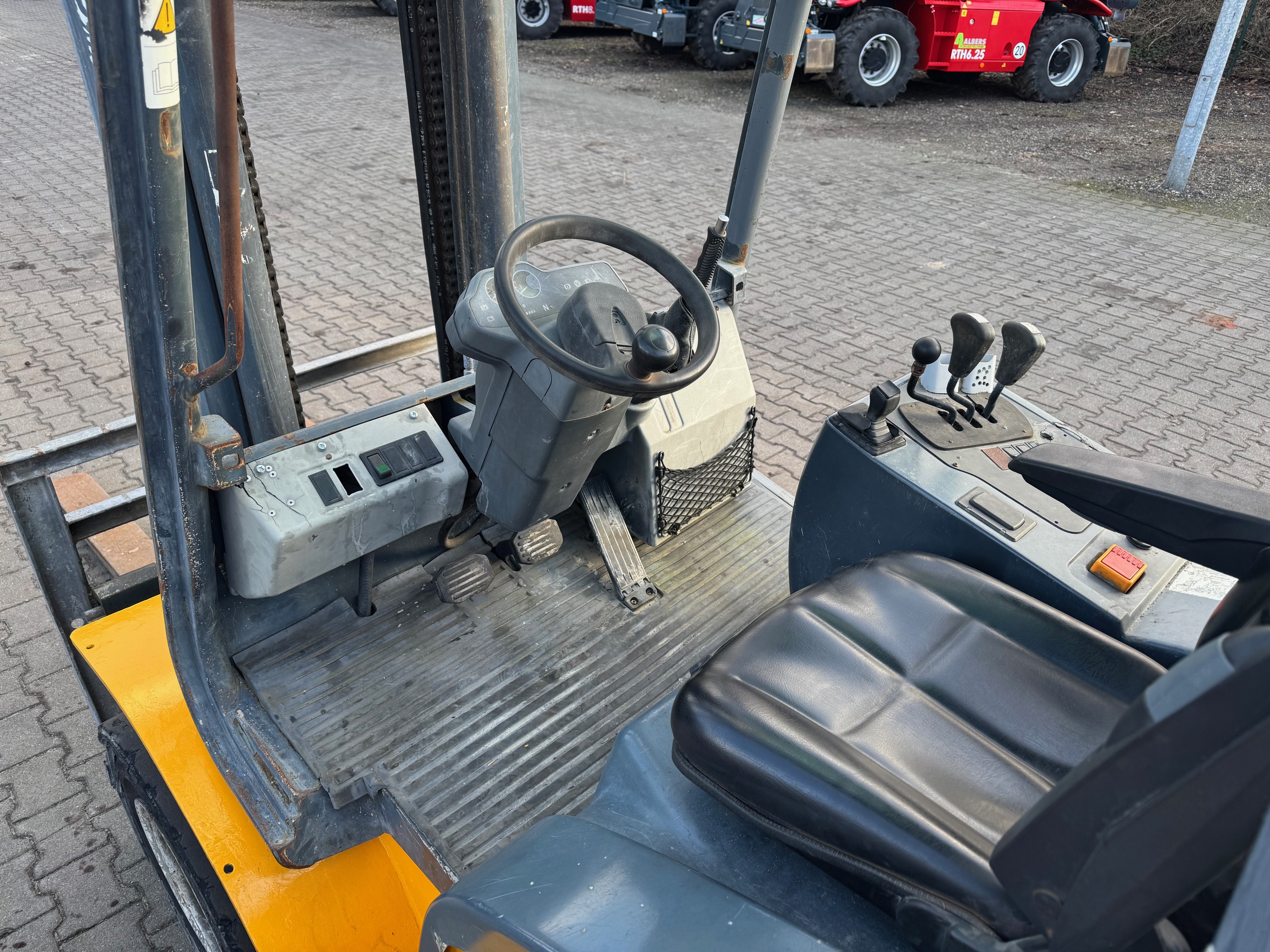 Jungheinrich-DFG 545-Dieselstapler-www.heftruckcentrumemmen.nl