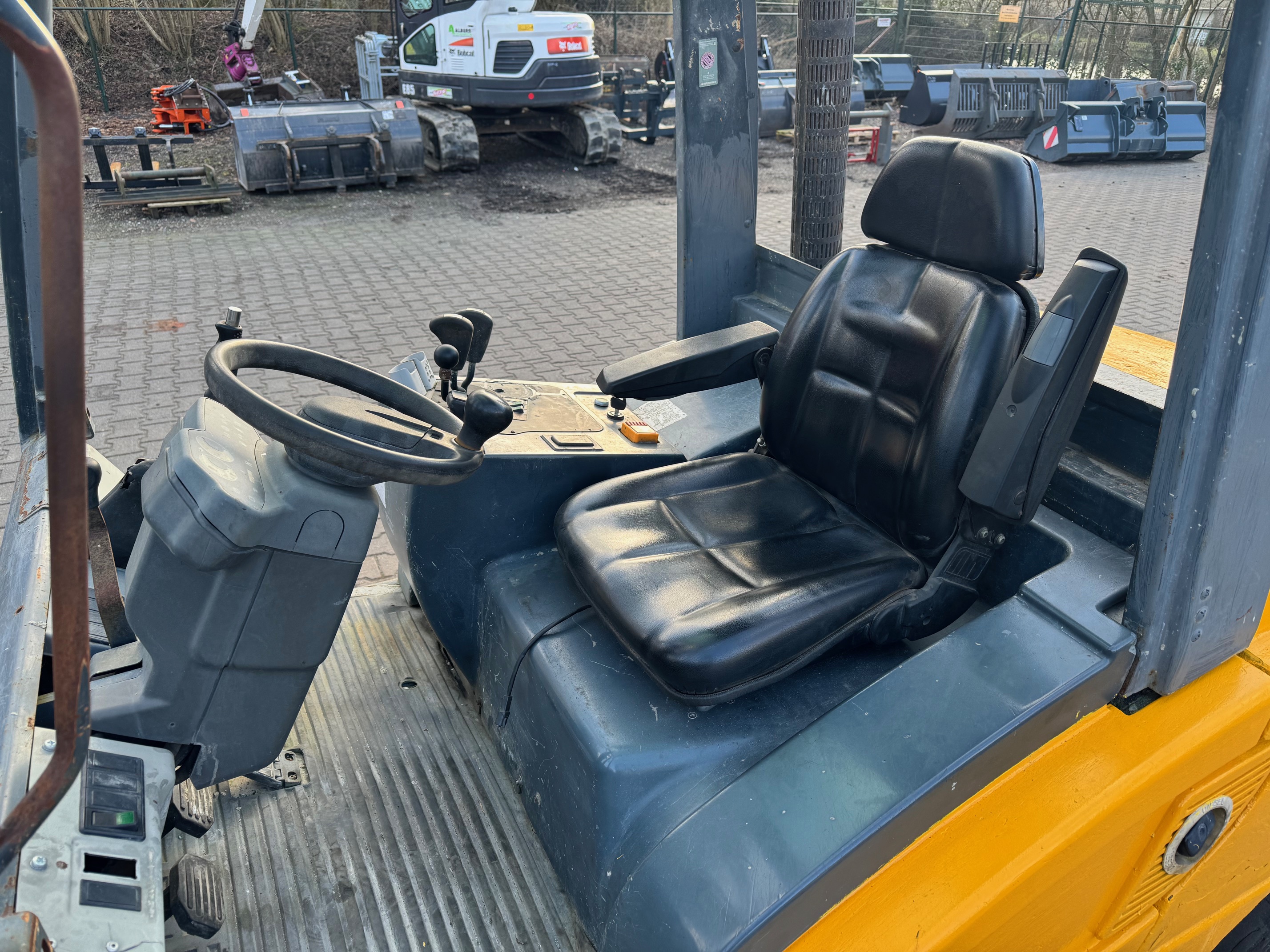 Jungheinrich-DFG 545-Dieselstapler-www.heftruckcentrumemmen.nl