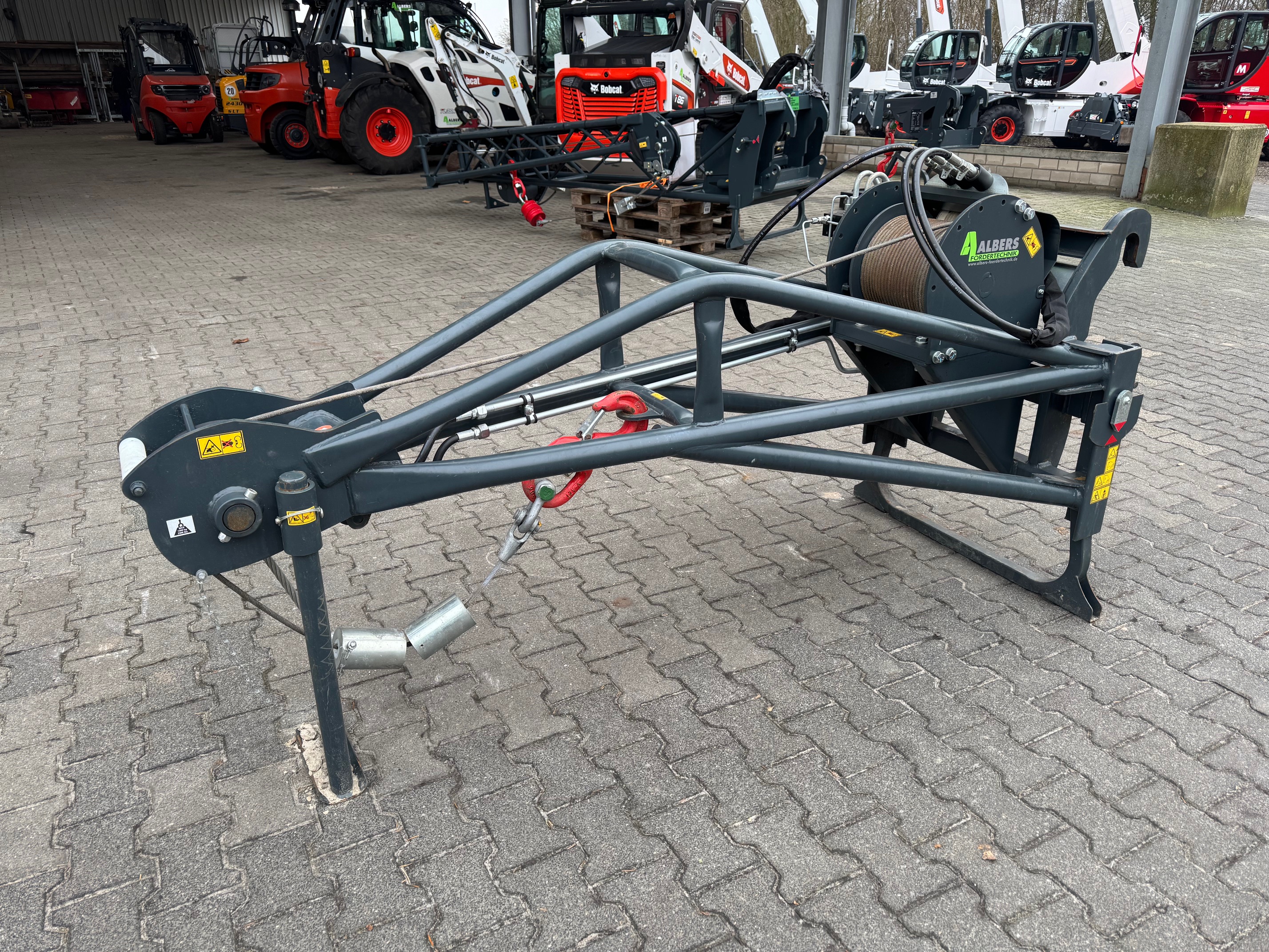 Magni-JW 1500 Ausleger mit Seilwinde 1500 kg-Hydraulische Seilwinde-www.heftruckcentrumemmen.nl