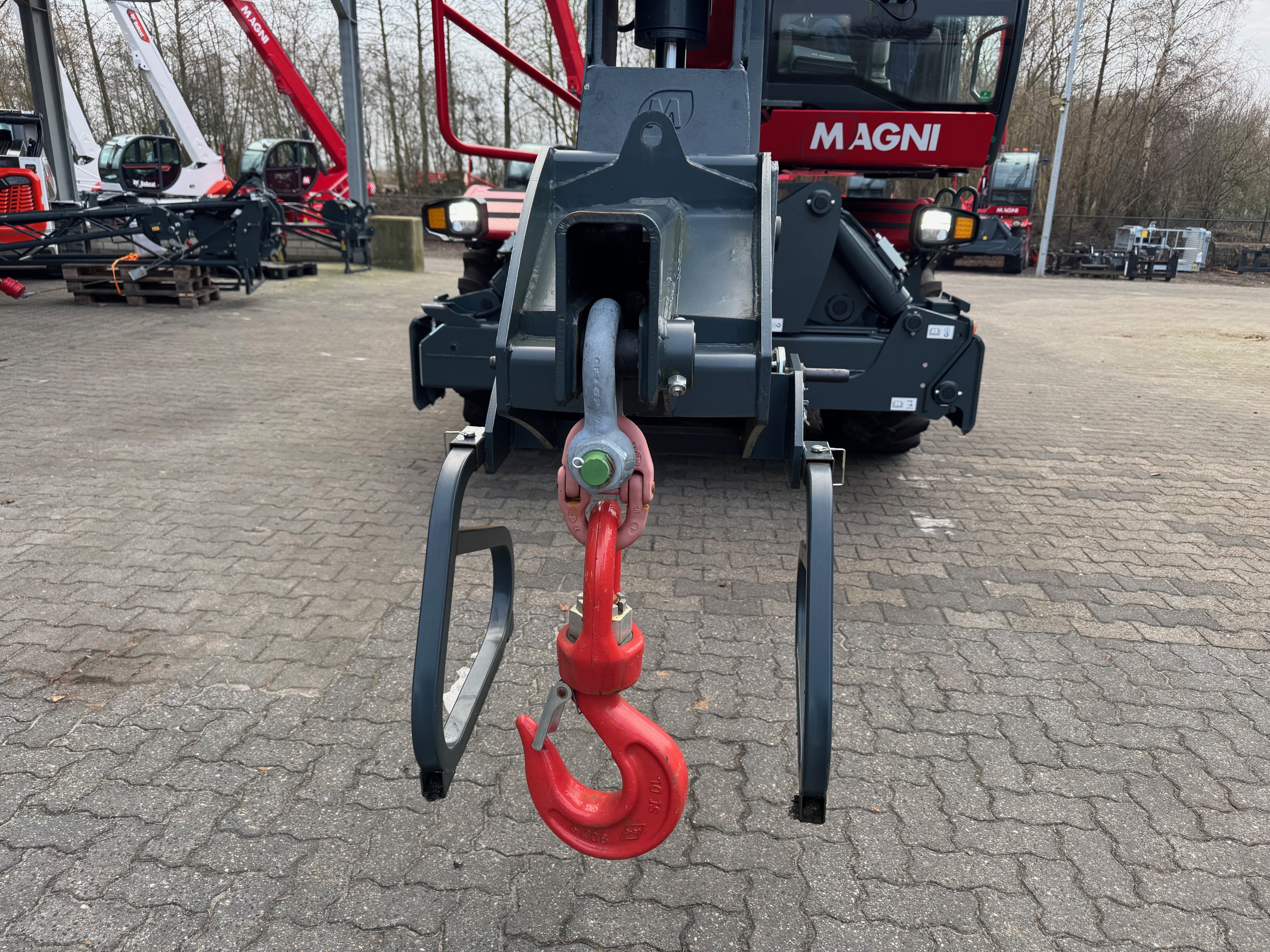 Magni-Lasthaken 8000 kg--www.heftruckcentrumemmen.nl