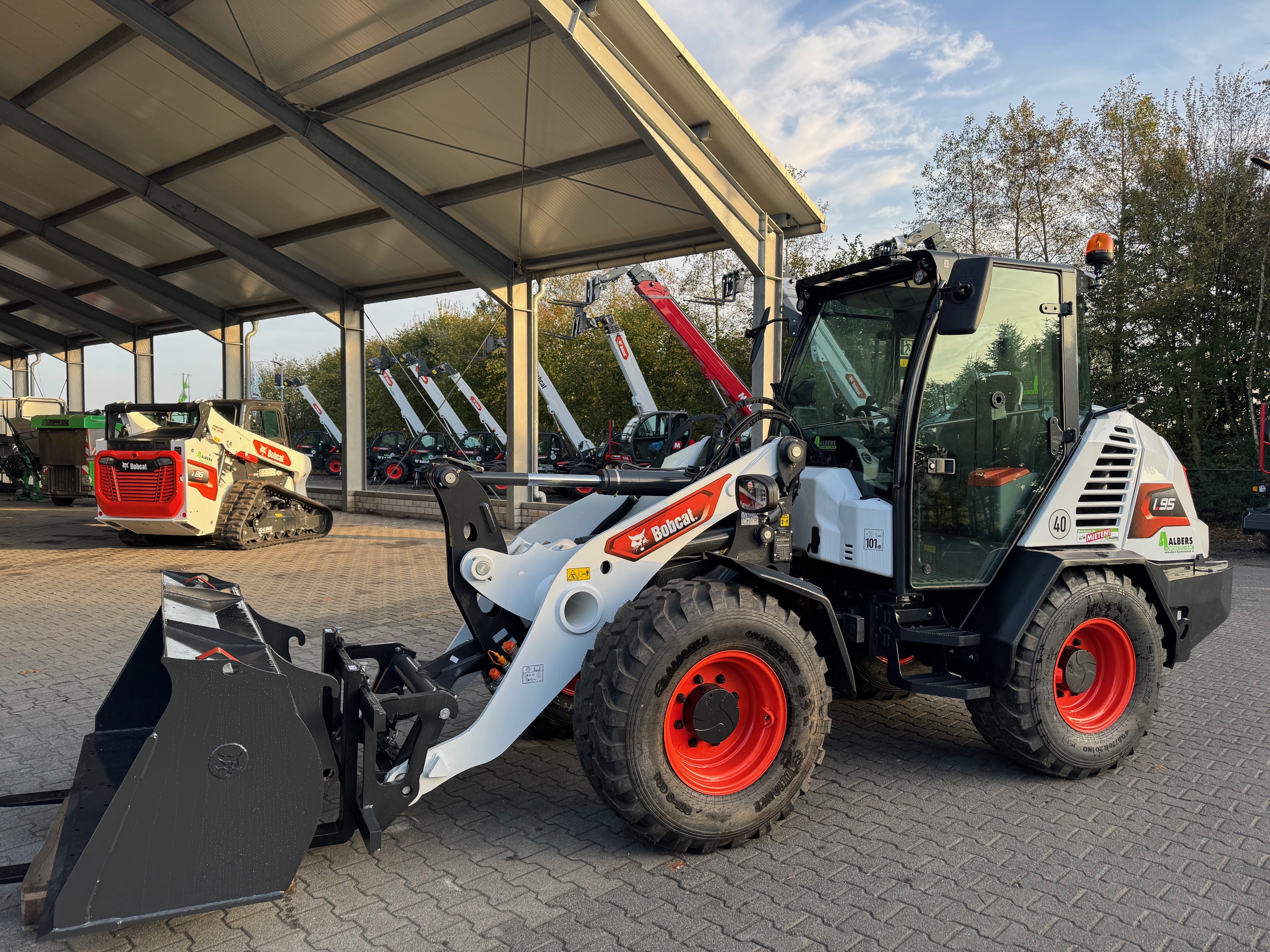 Bobcat-L 95 E V-Radlader-www.heftruckcentrumemmen.nl