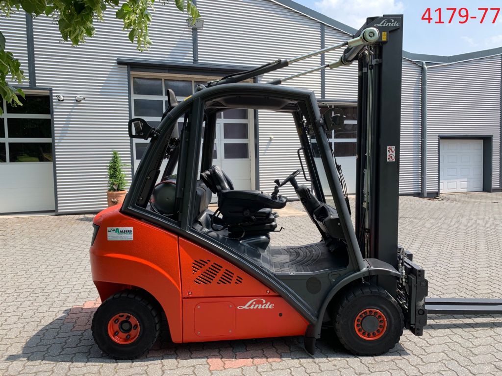 Linde-H 25 T 02-Treibgasstapler-www.heftruckcentrumemmen.nl