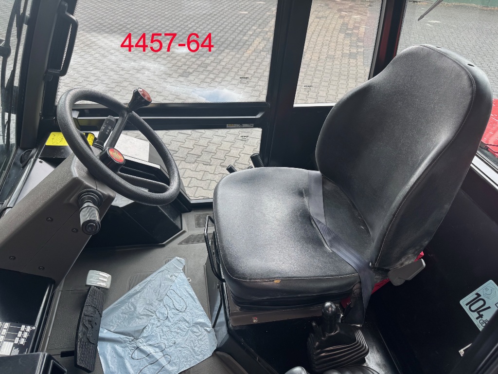 Manitou-M 30 - 4-Gel�ndestapler-www.heftruckcentrumemmen.nl