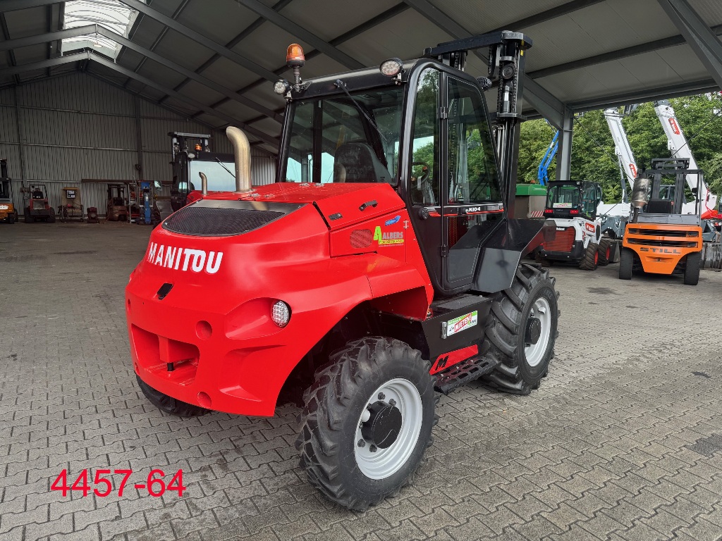 Manitou-M 30 - 4-Gel�ndestapler-www.heftruckcentrumemmen.nl