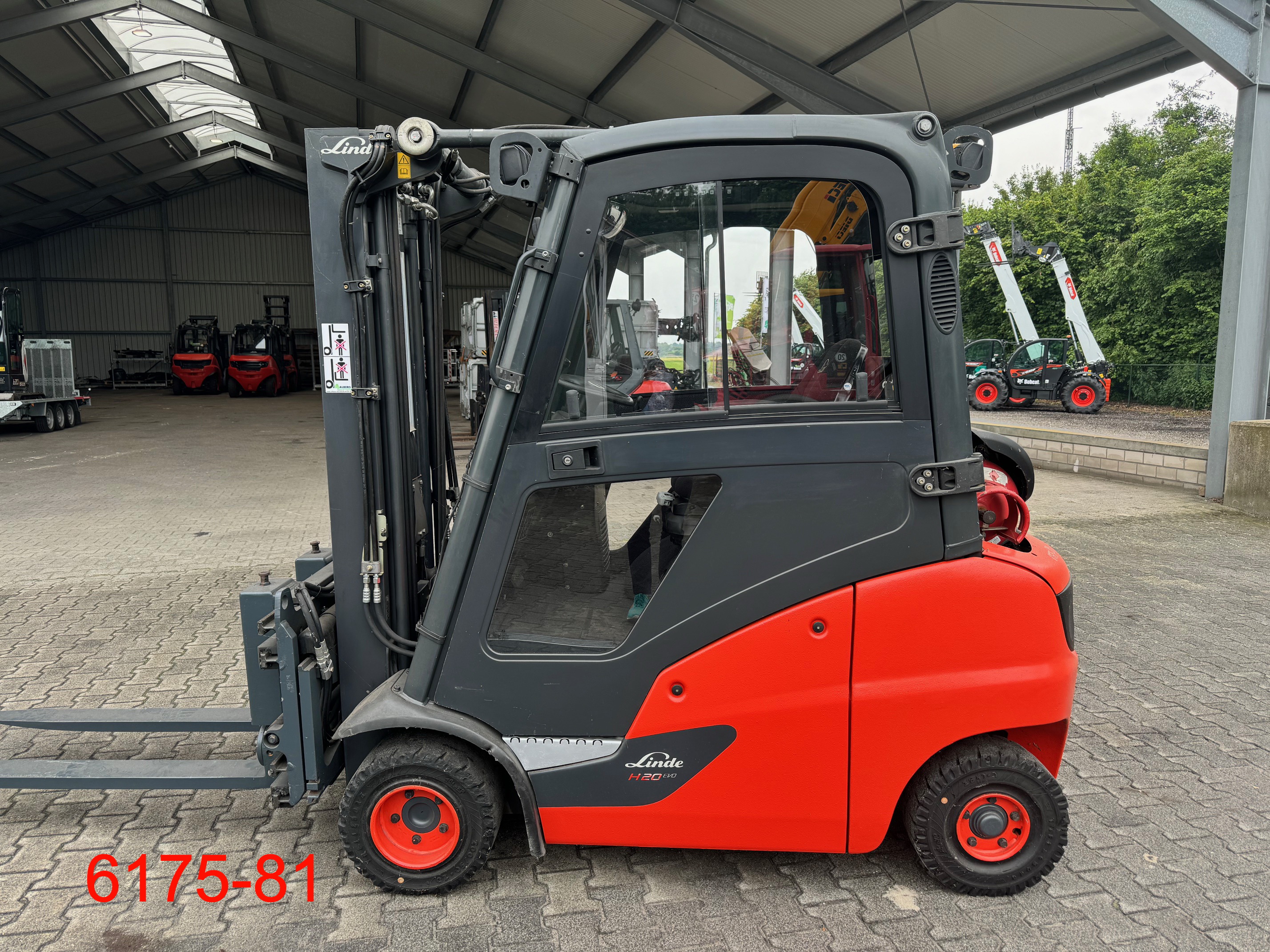 Linde-H 20 T 01-Treibgasstapler-www.heftruckcentrumemmen.nl