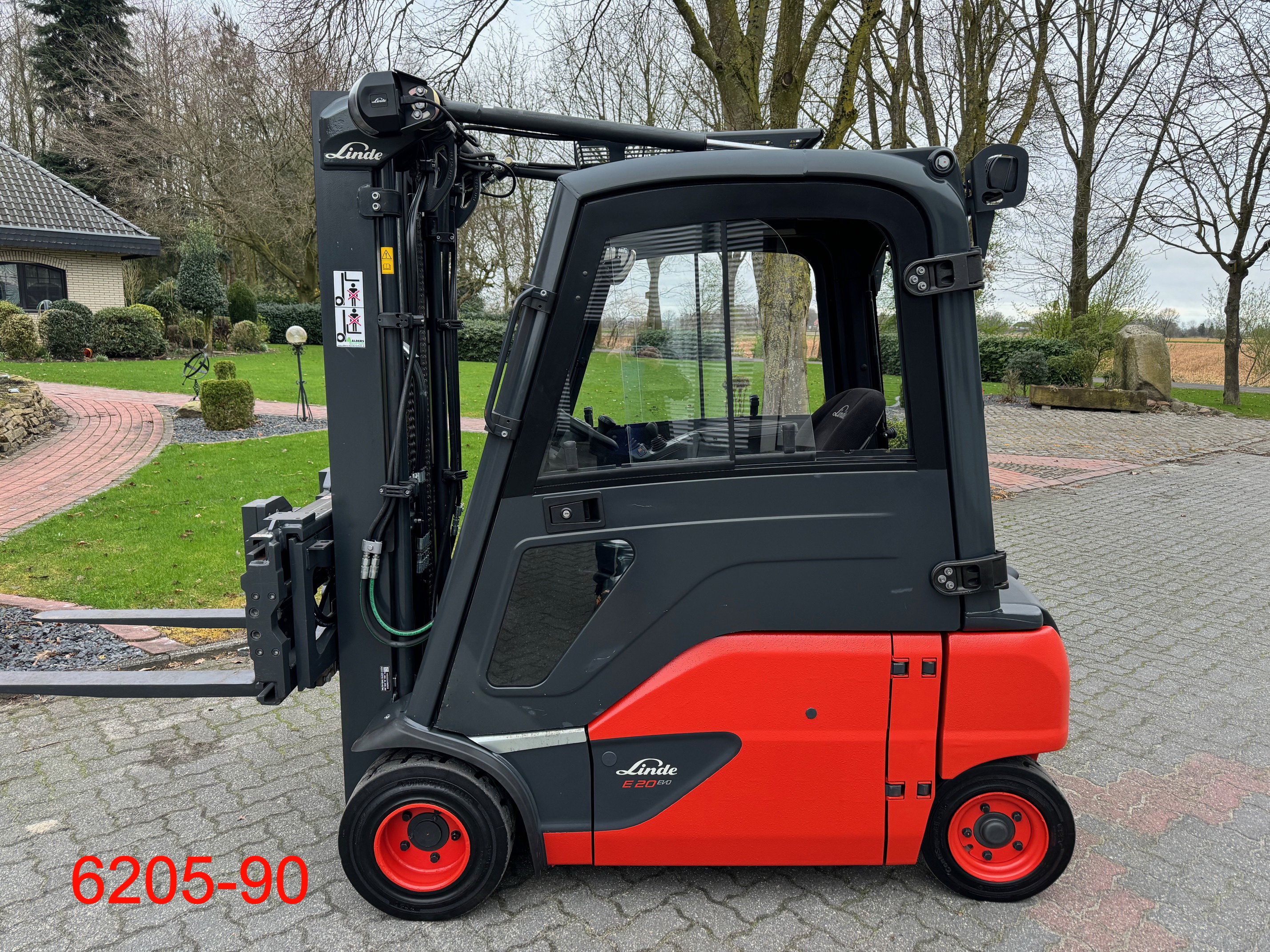 Linde-E 20 PL-02 EVO-Elektro 4 Rad-Stapler-www.heftruckcentrumemmen.nl