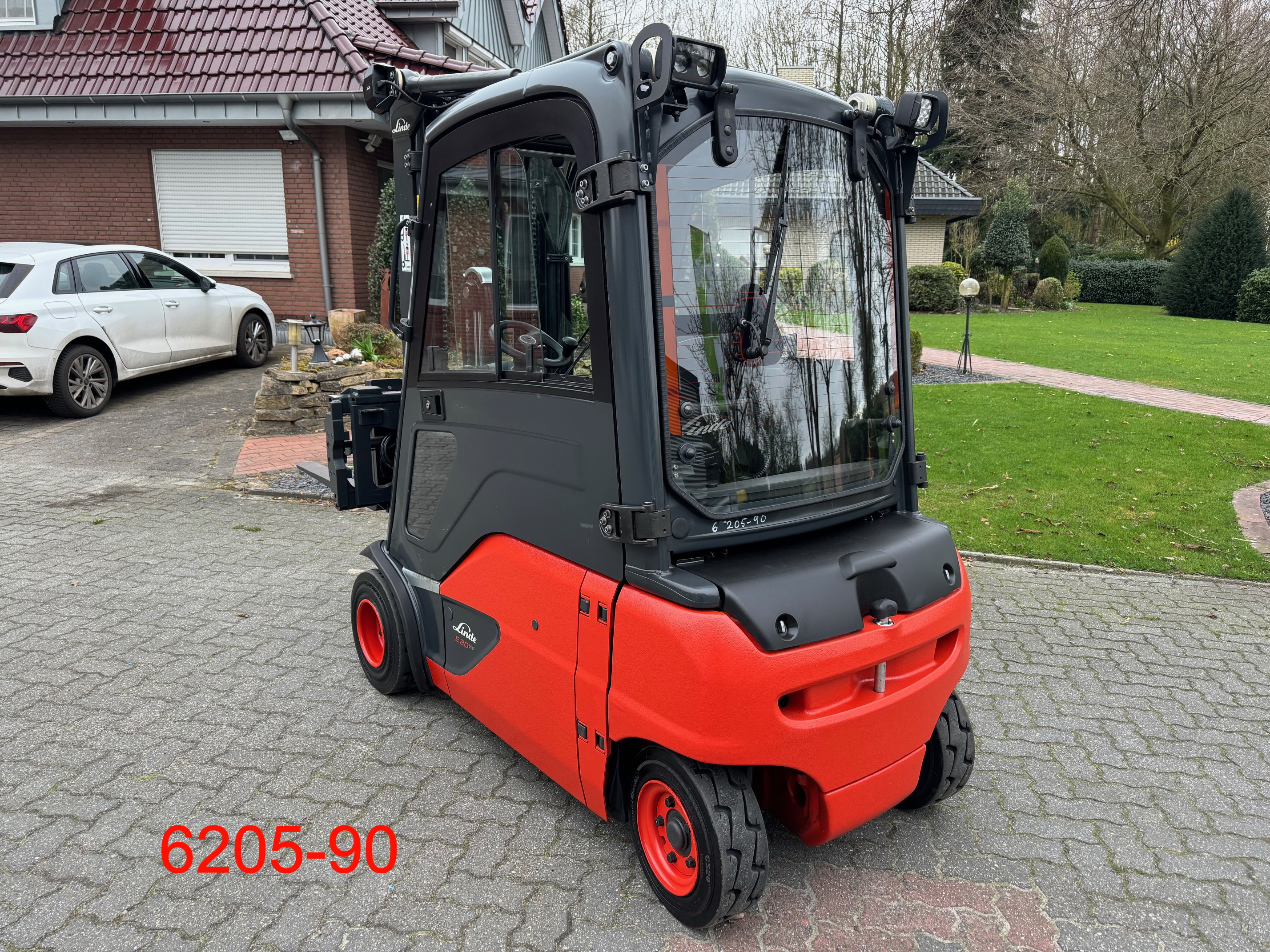 Linde-E 20 PL-02 EVO-Elektro 4 Rad-Stapler-www.heftruckcentrumemmen.nl