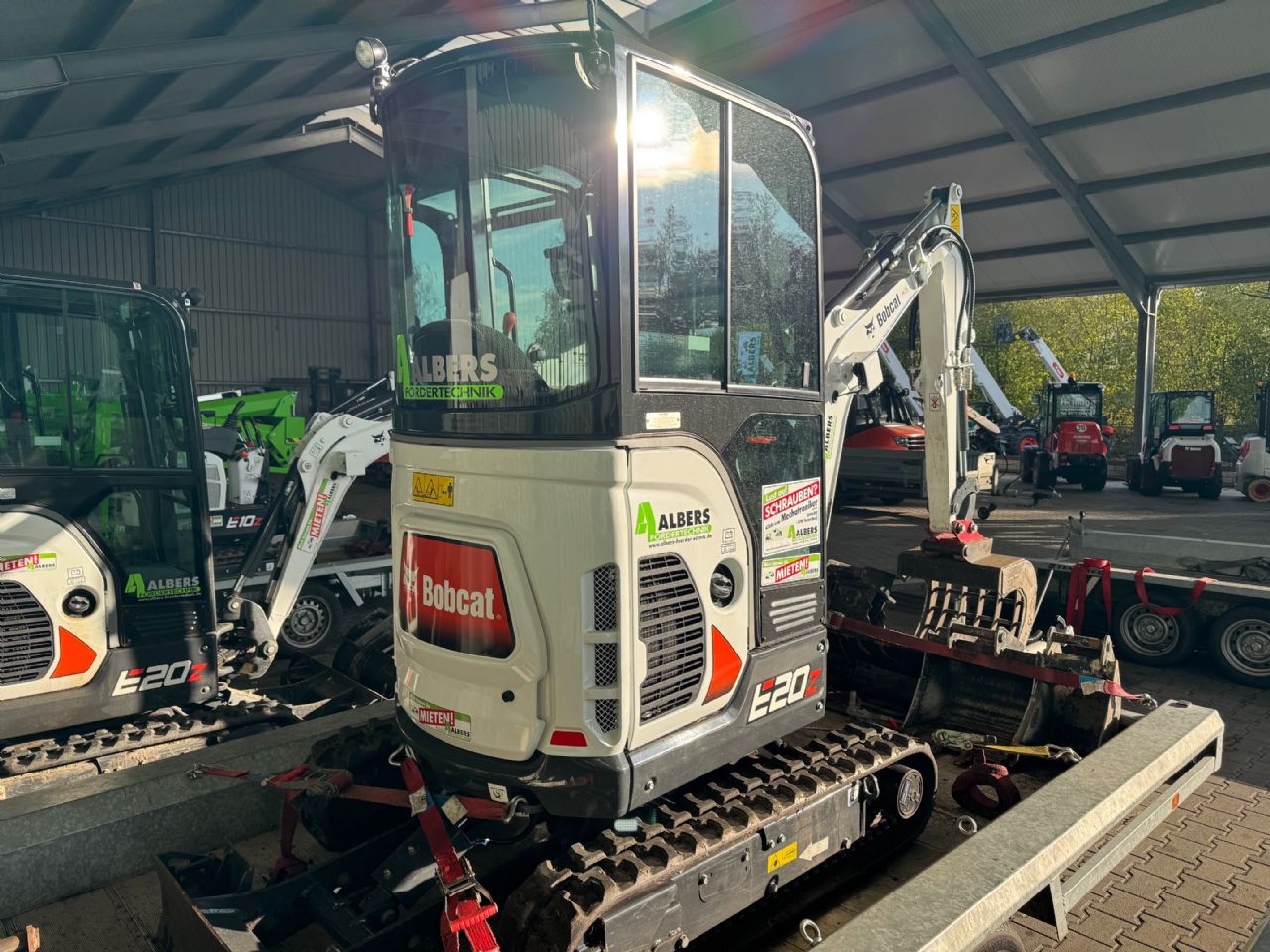 Bobcat-E 20 Z (long-reach)-Minibagger-http://www.albers-gabelstapler.de