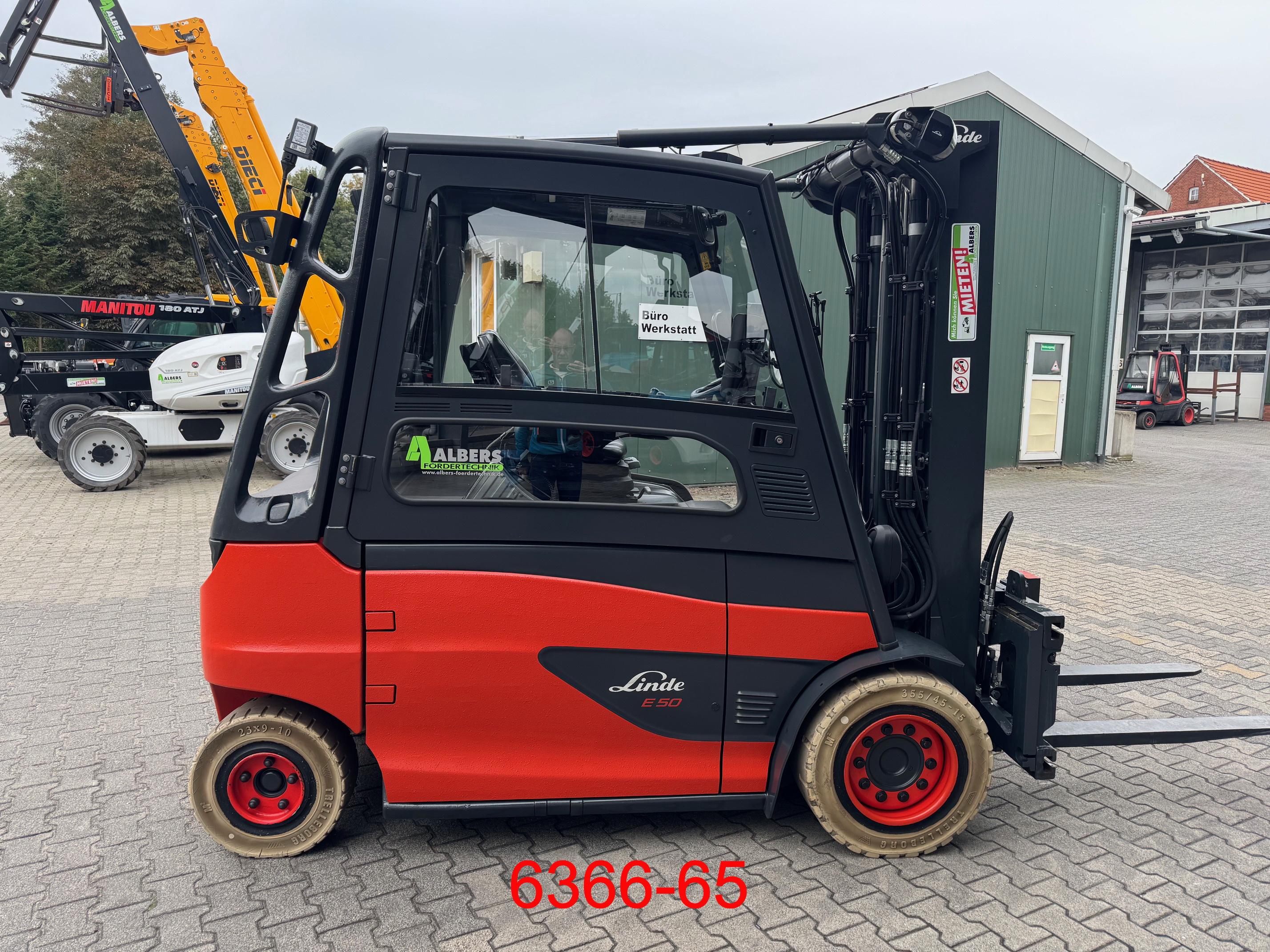 Linde-E 50 HL - 01 / 600-Elektro 4 Rad-Stapler-www.heftruckcentrumemmen.nl