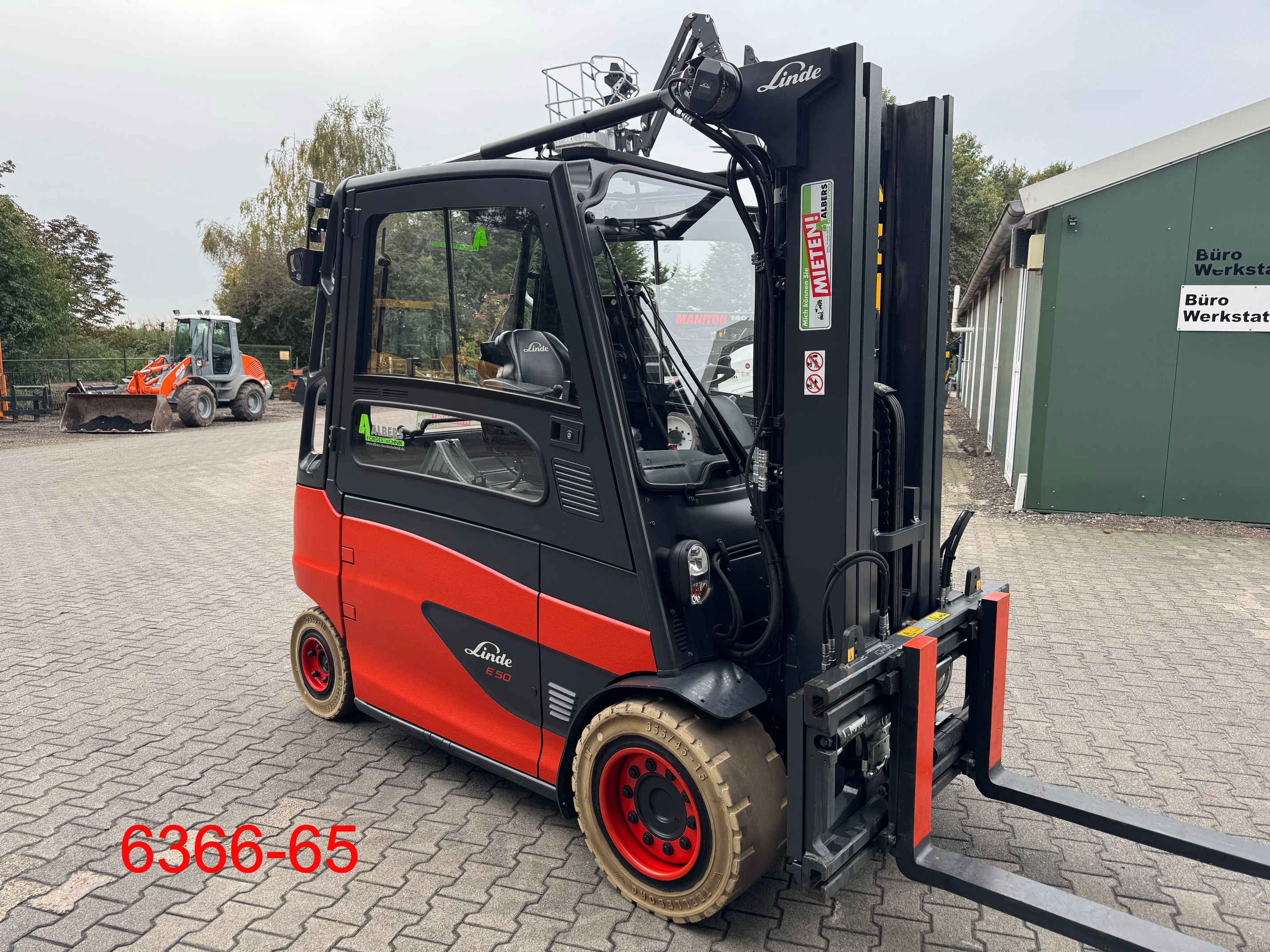 Linde-E 50 HL - 01 / 600-Elektro 4 Rad-Stapler-www.heftruckcentrumemmen.nl