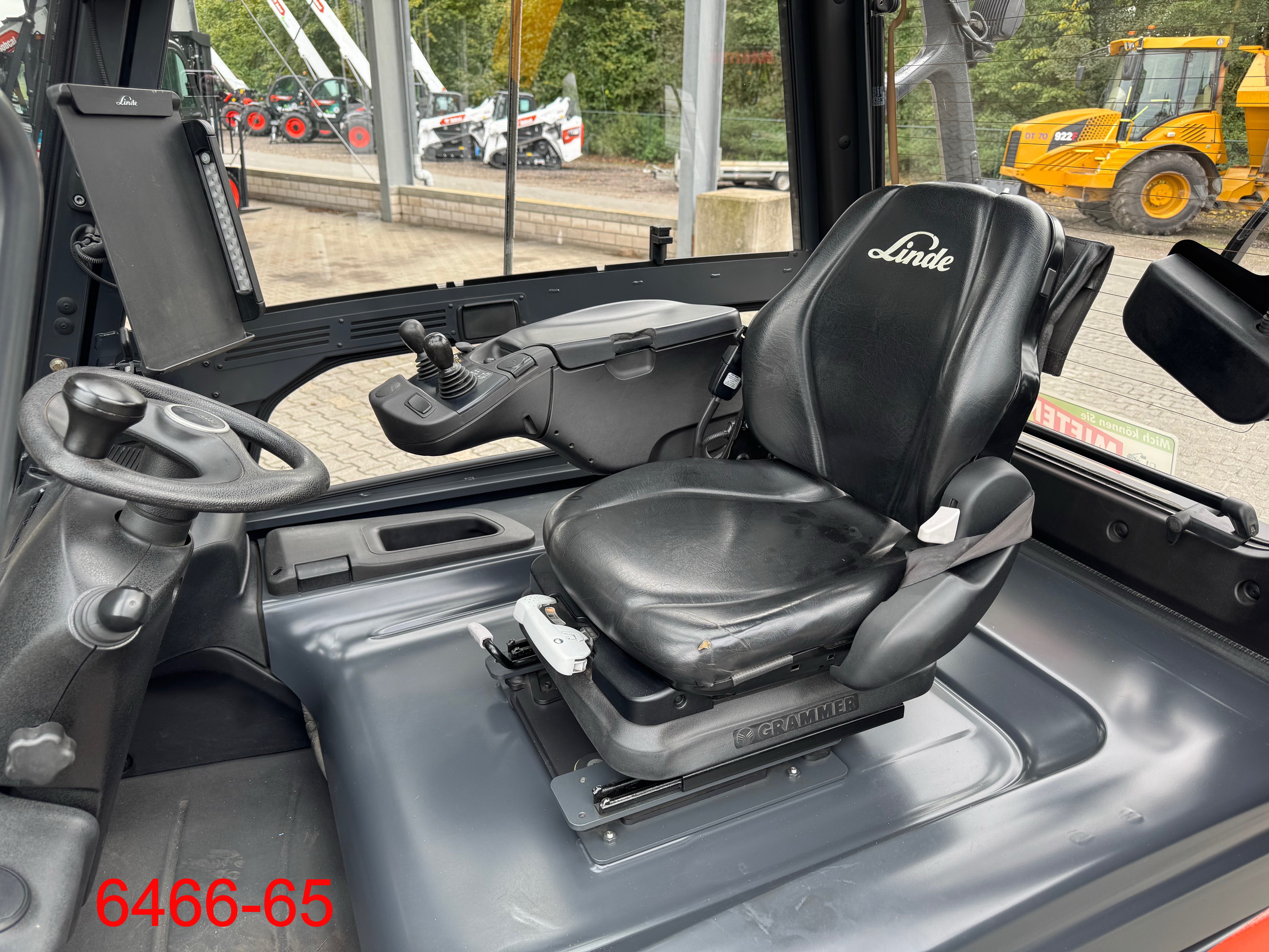 Linde-E 50 HL - 01 / 600-Elektro 4 Rad-Stapler-www.heftruckcentrumemmen.nl