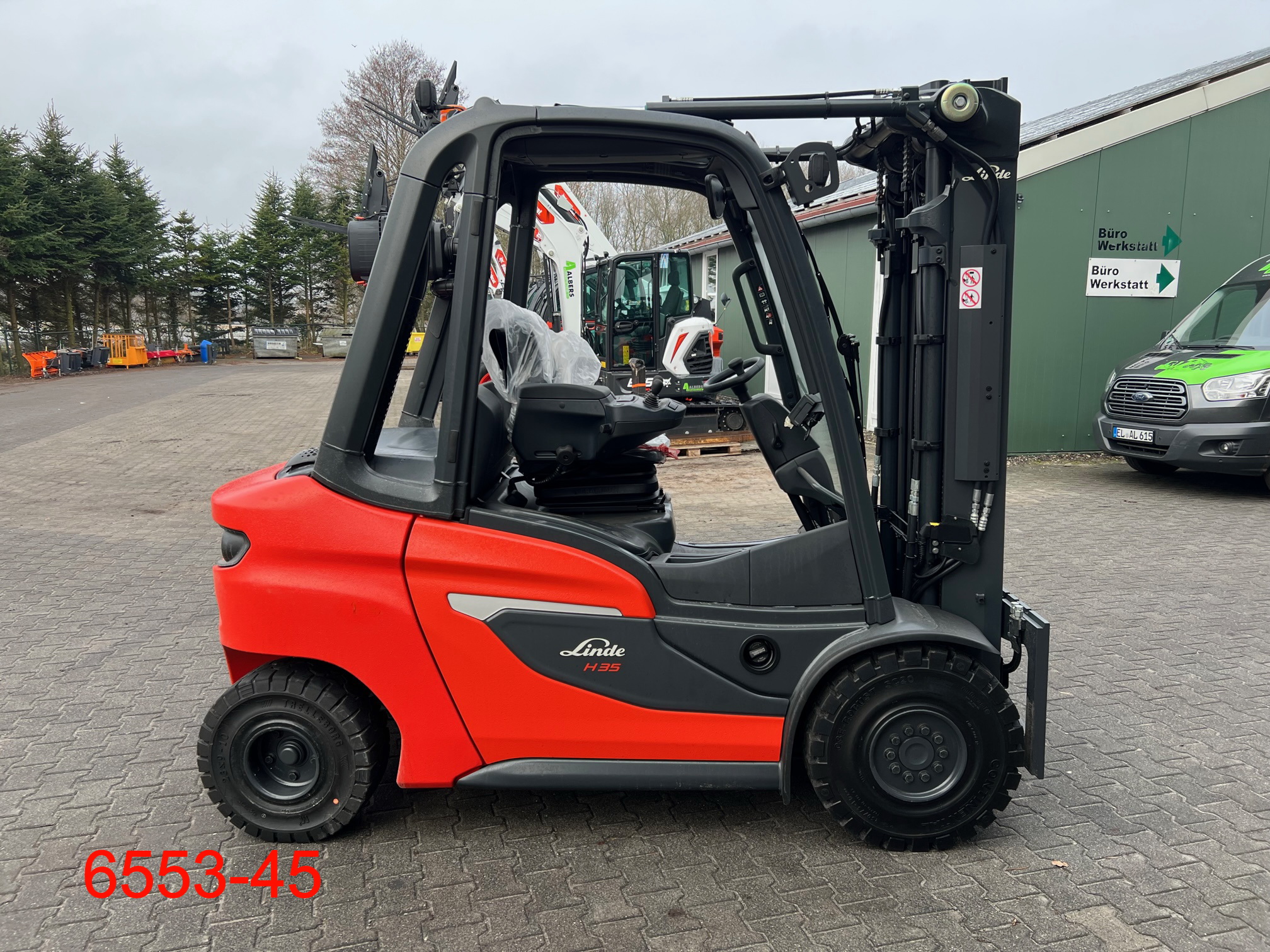 Linde-H 35 D 01-Dieselstapler-www.heftruckcentrumemmen.nl