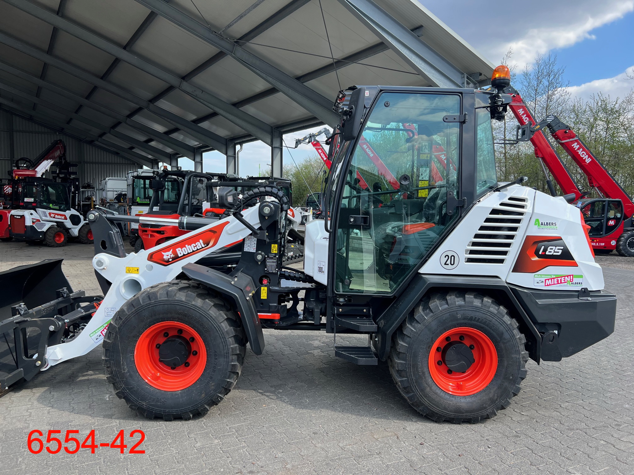 Bobcat-L 85-Radlader-www.heftruckcentrumemmen.nl