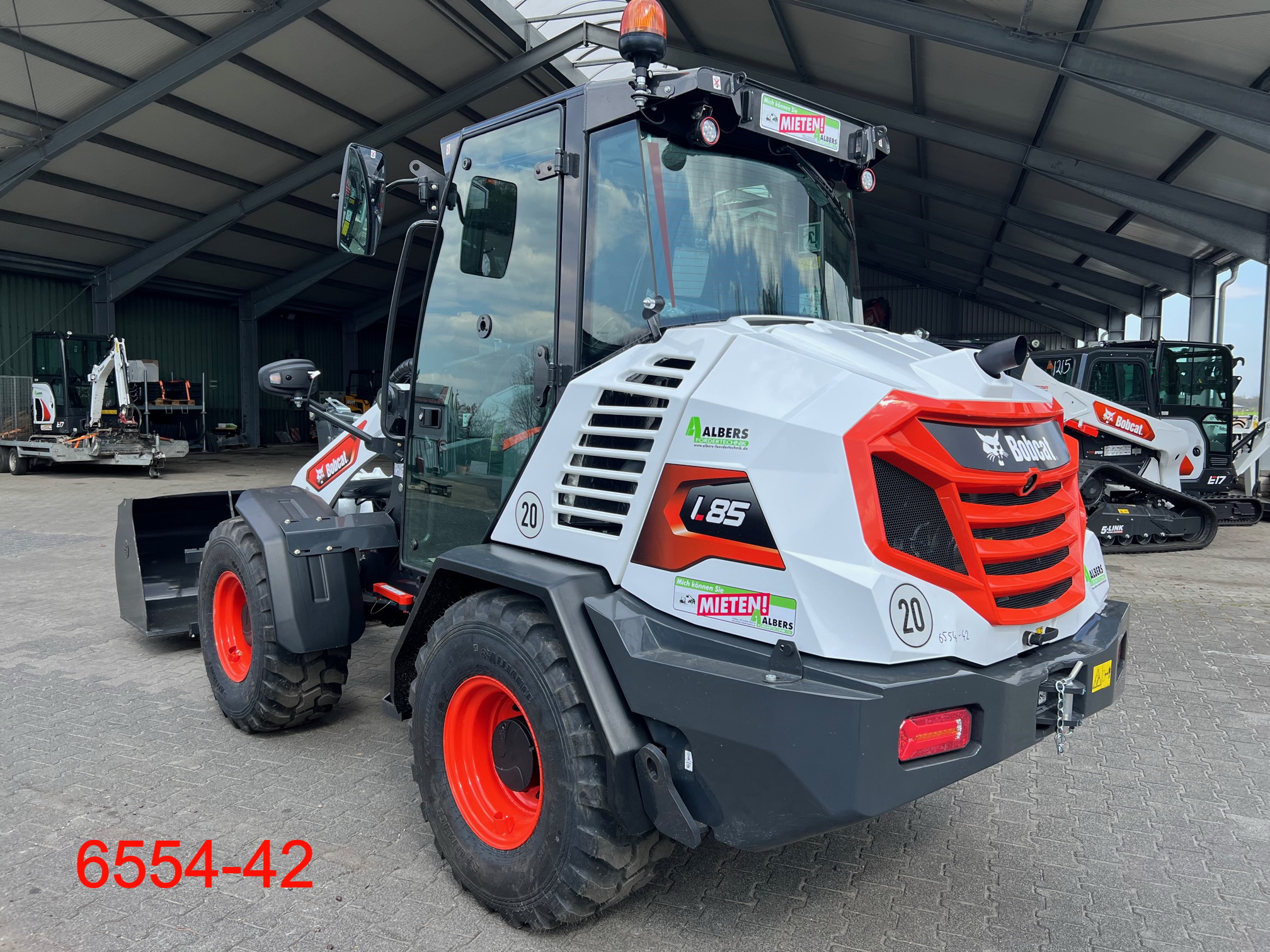 Bobcat-L 85-Radlader-www.heftruckcentrumemmen.nl