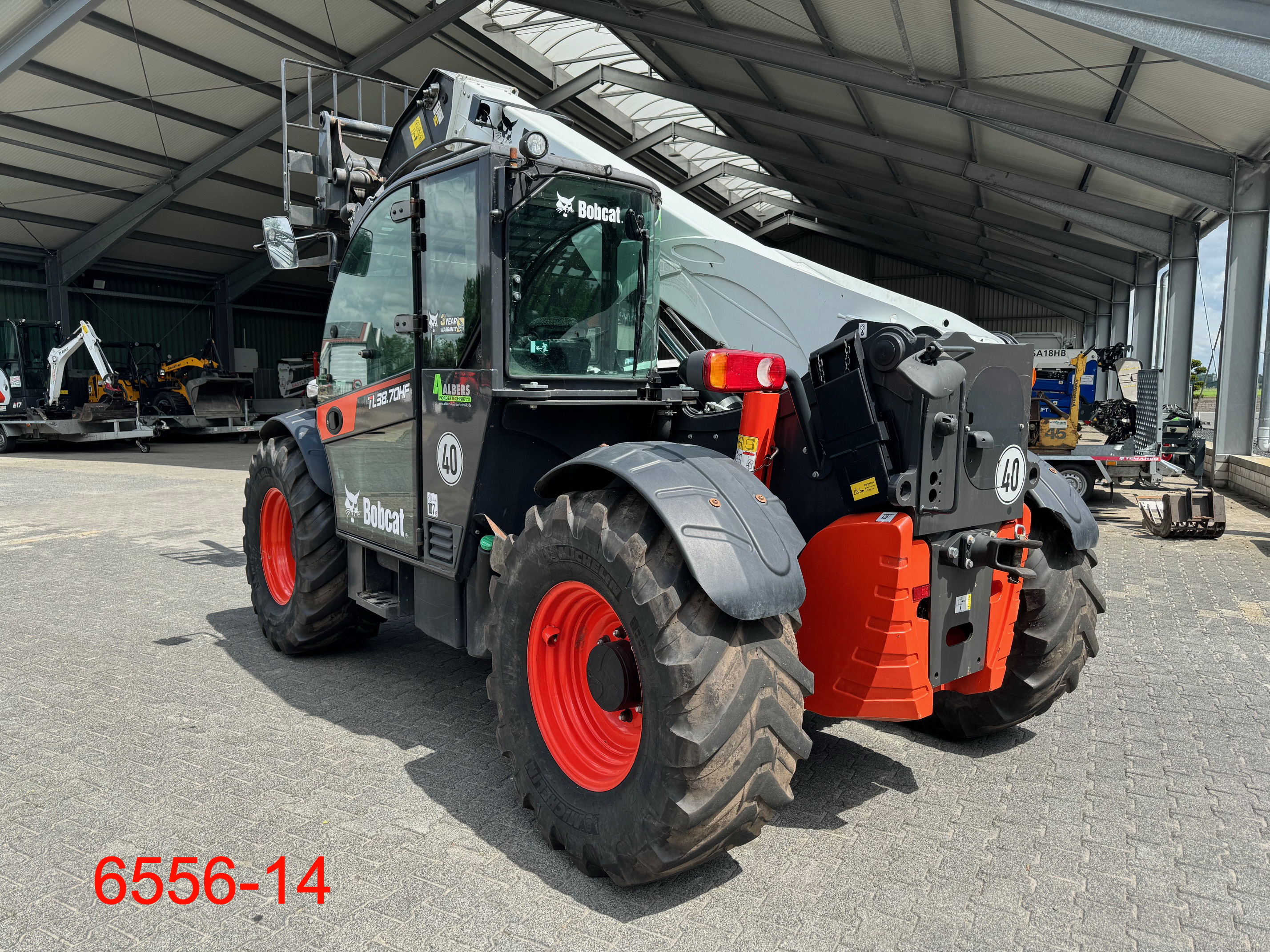 Bobcat-TL 38.70 HF 130 IV AGRI-Teleskopstapler starr-www.heftruckcentrumemmen.nl