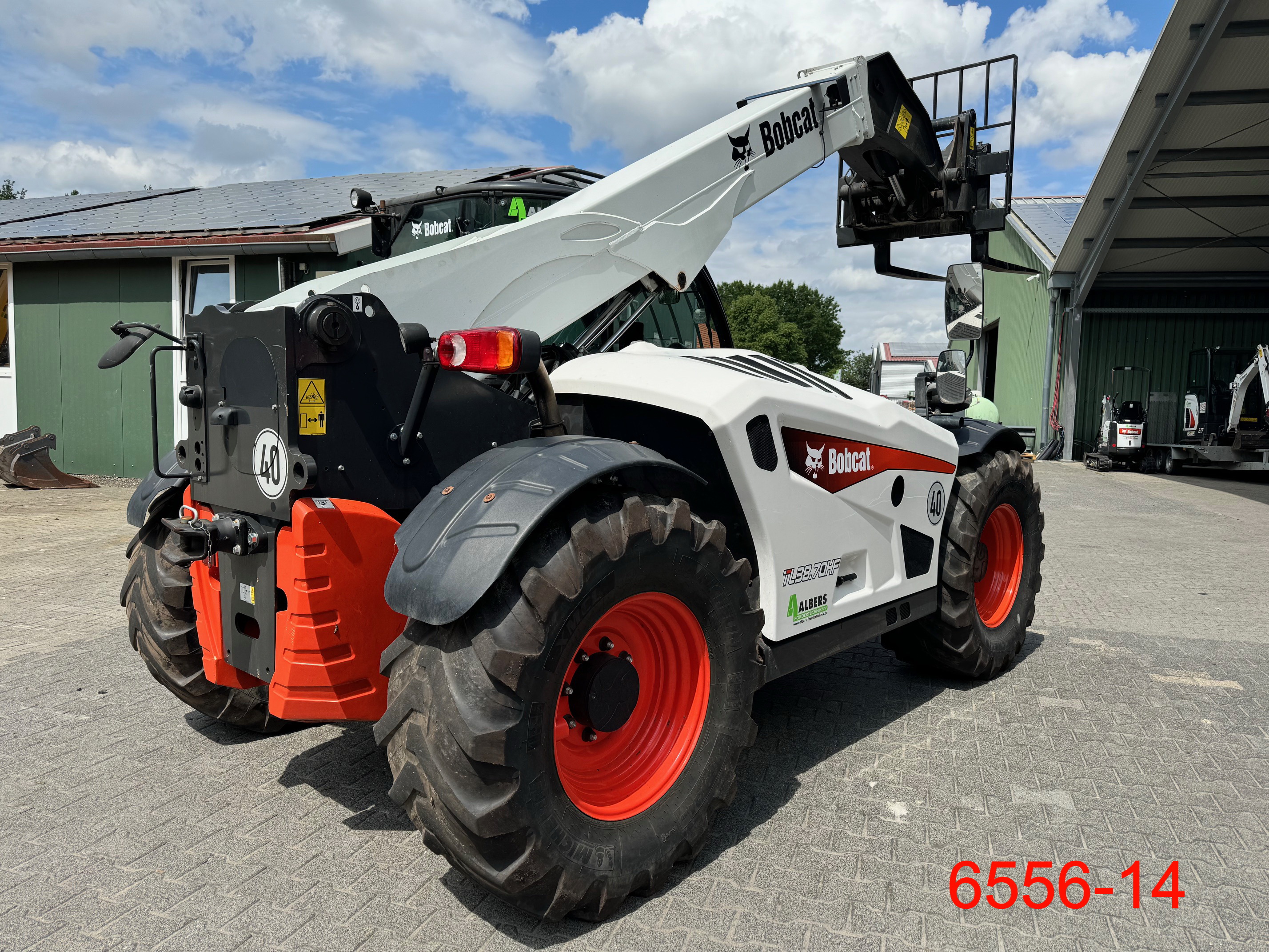 Bobcat-TL 38.70 HF 130 IV AGRI-Teleskopstapler starr-www.heftruckcentrumemmen.nl