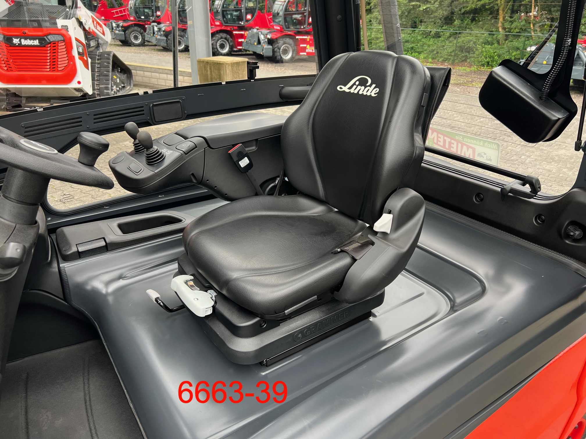 Linde-E 50 HL 01-Elektro 4 Rad-Stapler-www.heftruckcentrumemmen.nl