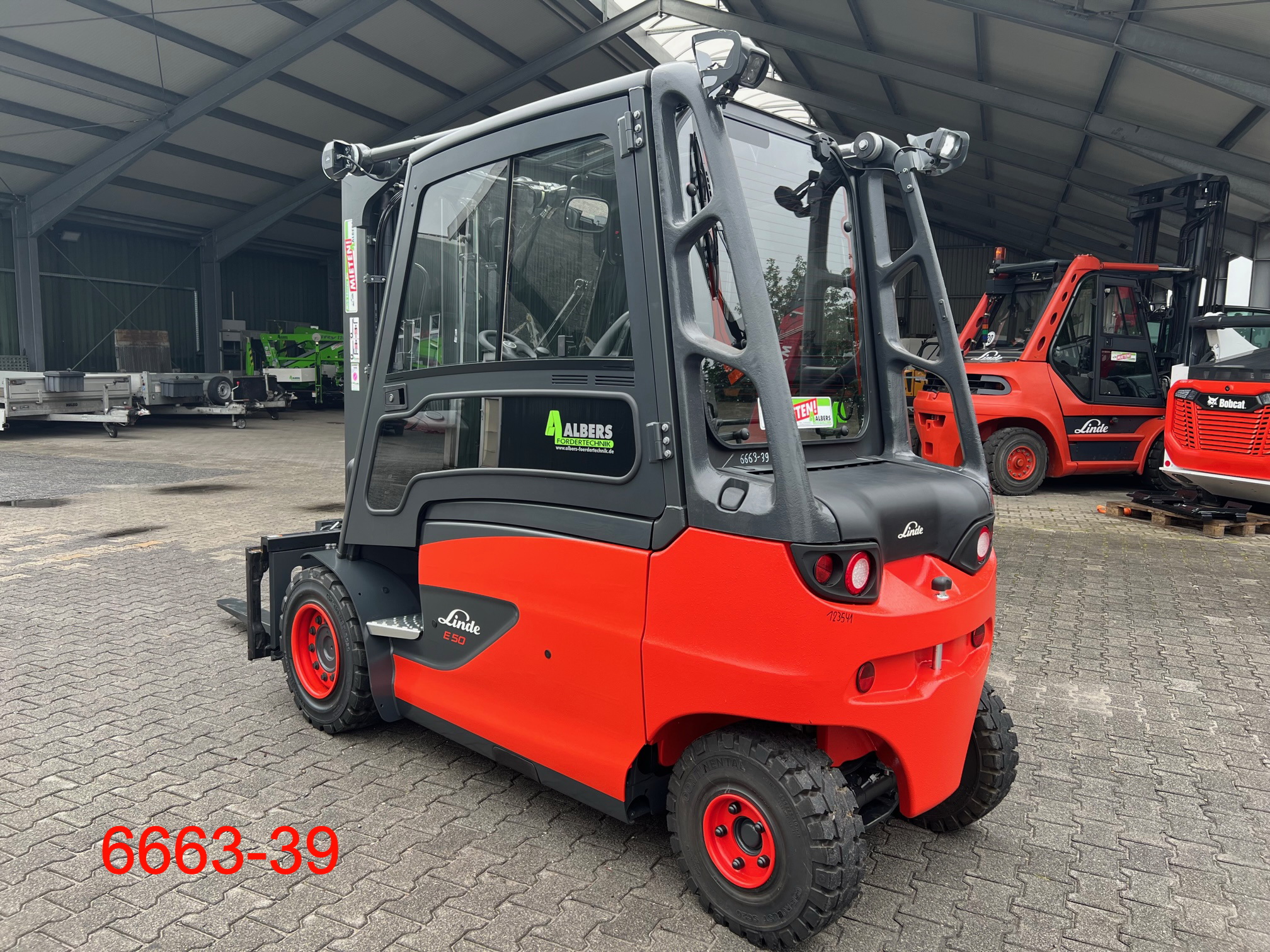 Linde-E 50 HL 01-Elektro 4 Rad-Stapler-www.heftruckcentrumemmen.nl