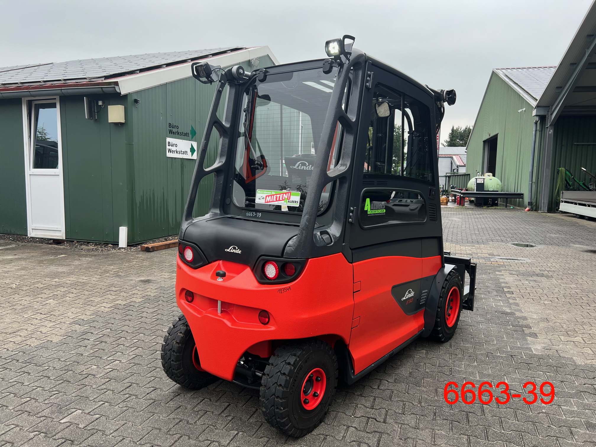 Linde-E 50 HL 01-Elektro 4 Rad-Stapler-www.heftruckcentrumemmen.nl