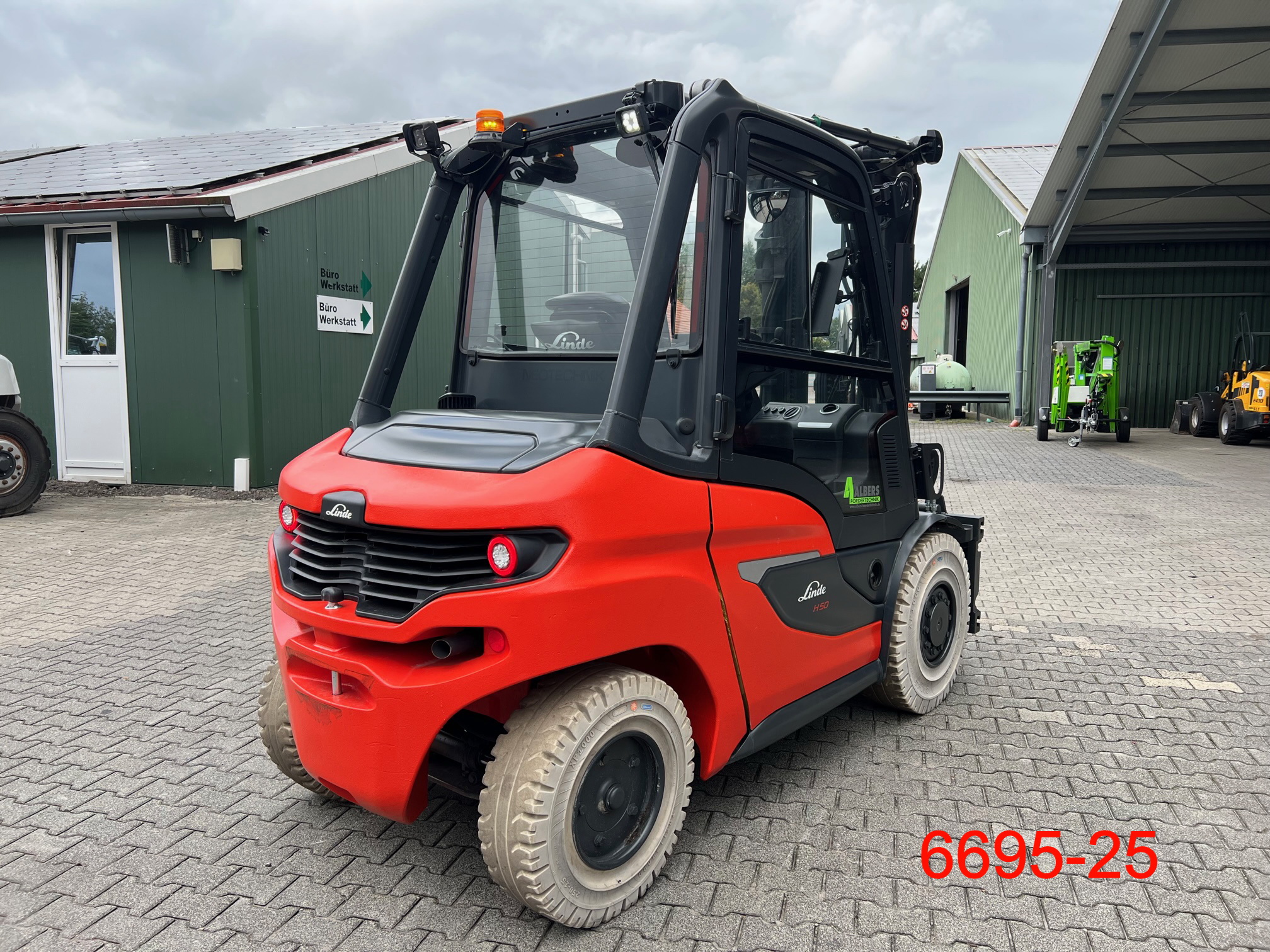 Linde-H 50 D-Dieselstapler-www.heftruckcentrumemmen.nl
