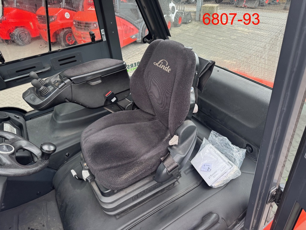 Linde-E 80-01 / 900-Elektro 4 Rad-Stapler-www.heftruckcentrumemmen.nl